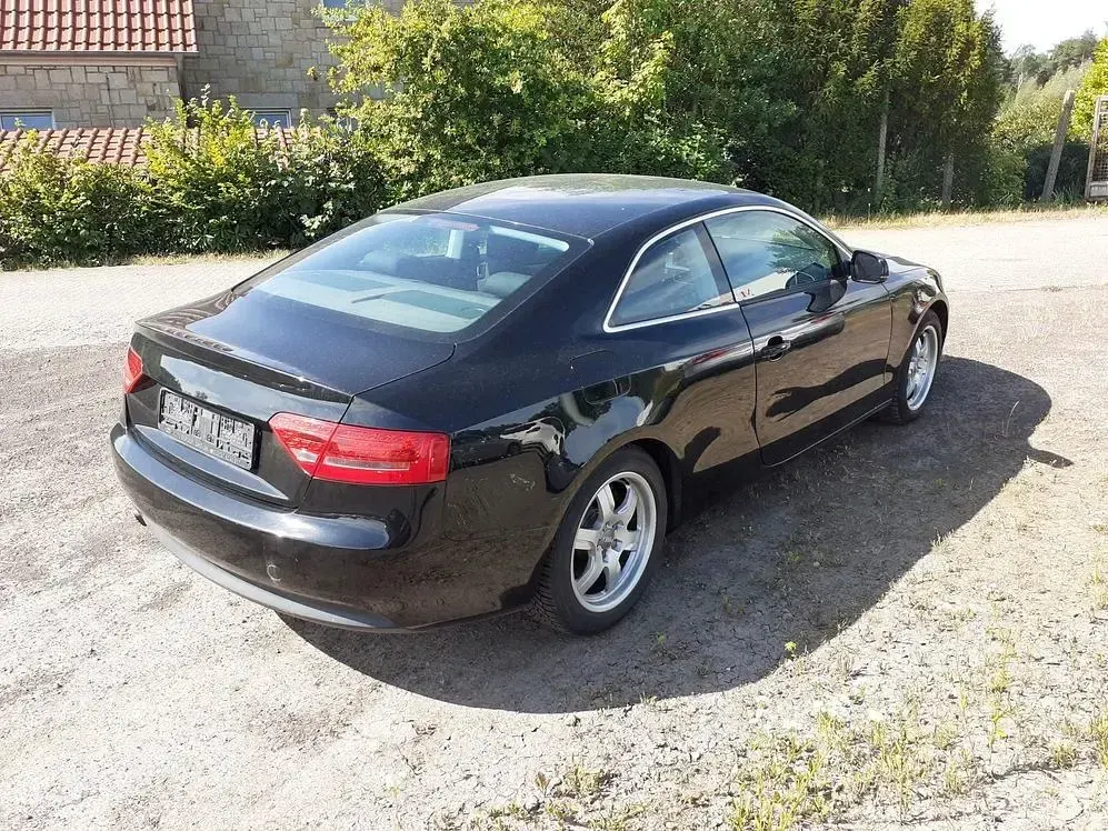 Gebraucht Audi A5 179 PS (131 kW) 2010 Schwarz Coupé
