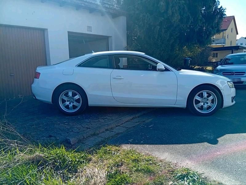 Gebraucht Audi A5 239 PS (175 kW) 2008 Weiß Coupé