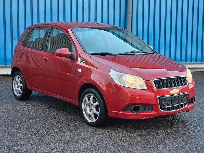 Gebraucht Chevrolet Aveo LS 84 PS (61 kW) 2009 Rot Kleinwagen