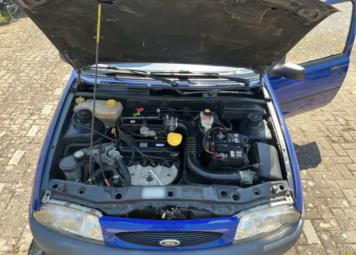 Gebraucht Ford Fiesta 54 PS (39 kW) 1998 Blau Kleinwagen