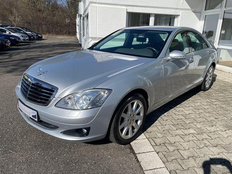 Gebraucht Mercedes S320 235 PS (172 kW) 2007 Iridiumsilber  metalliclack Limousine