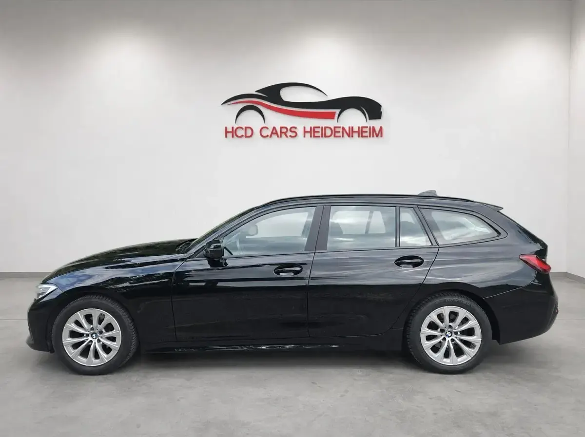 Gebraucht BMW 318 Advantage 150 PS (110 kW) 2020 Schwarz Kombi