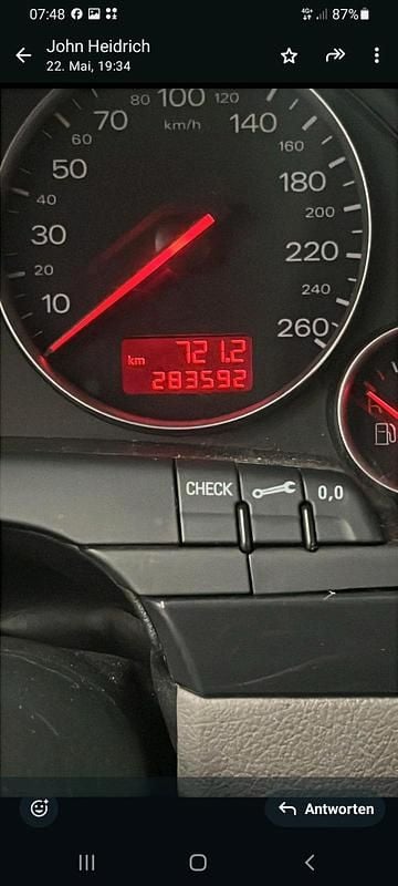 Silber Gebraucht 2002 Audi A4 Kombi | 1.999 € (Superpreis) - Bild 1/4