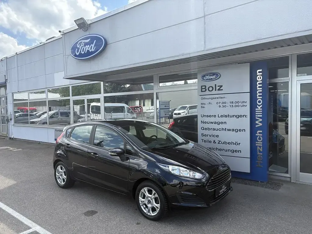 Gebraucht Ford Fiesta SYNC Edition 80 PS (58 kW) 2014 Schwarz Kleinwagen
