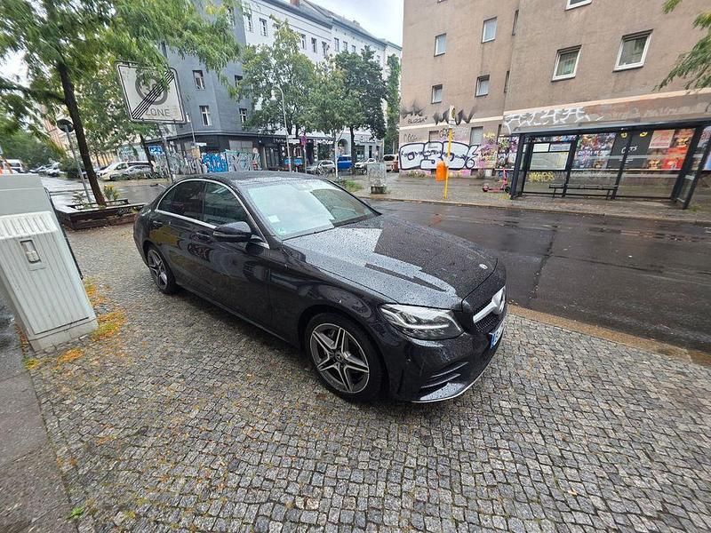 Schwarz Gebraucht 2019 Mercedes C200 Limousine | 25.000 € (Guter Preis) - Bild 1/4