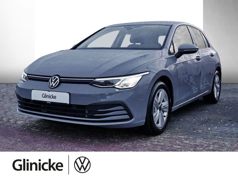Grau Gebraucht 2023 VW Golf VIII Life Limousine | 21.480 € (Guter Preis) - Bild 1/4