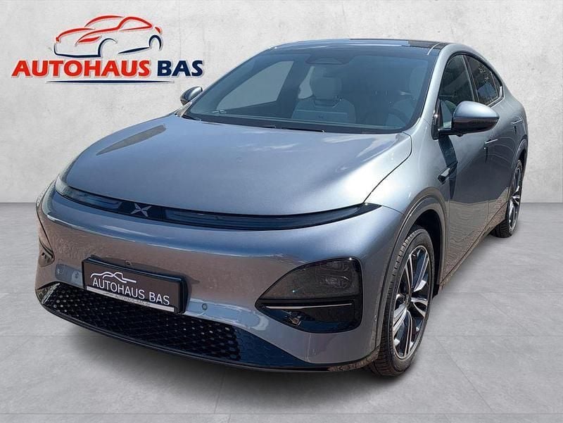 Grau Gebraucht 2025 XPENG G6 AWD Performance SUV | 43.980 € (Superpreis) - Bild 1/4
