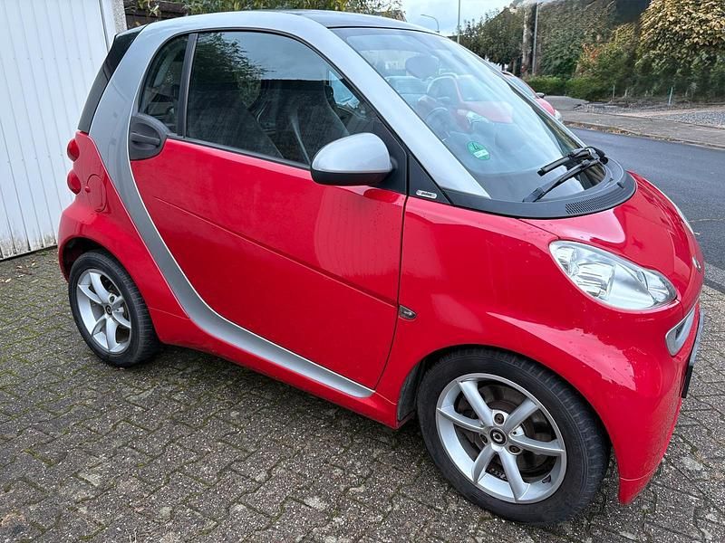 Rot Gebraucht 2011 Smart ForTwo Coupé Pulse Coupé | 4.000 € (Guter Preis) - Bild 1/4