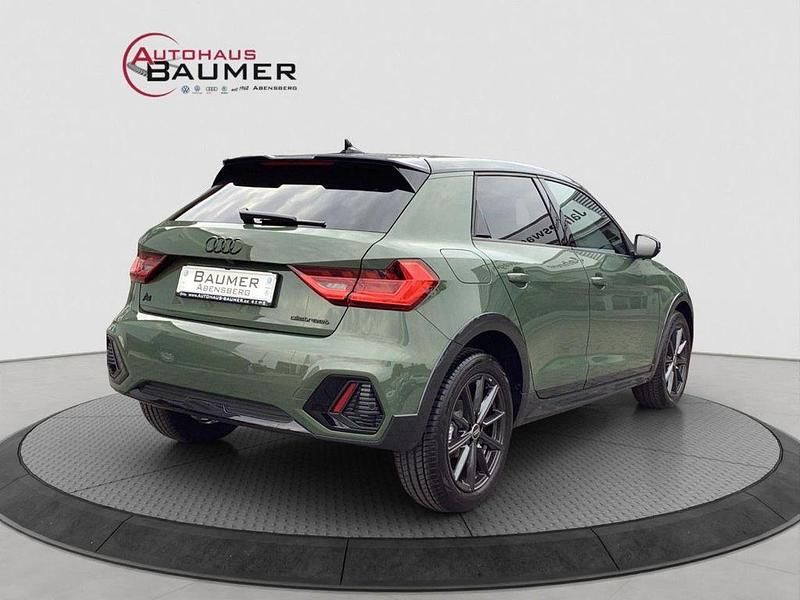 Gebraucht Audi A1 Basis 150 PS (110 kW) 2025 Grün Limousine