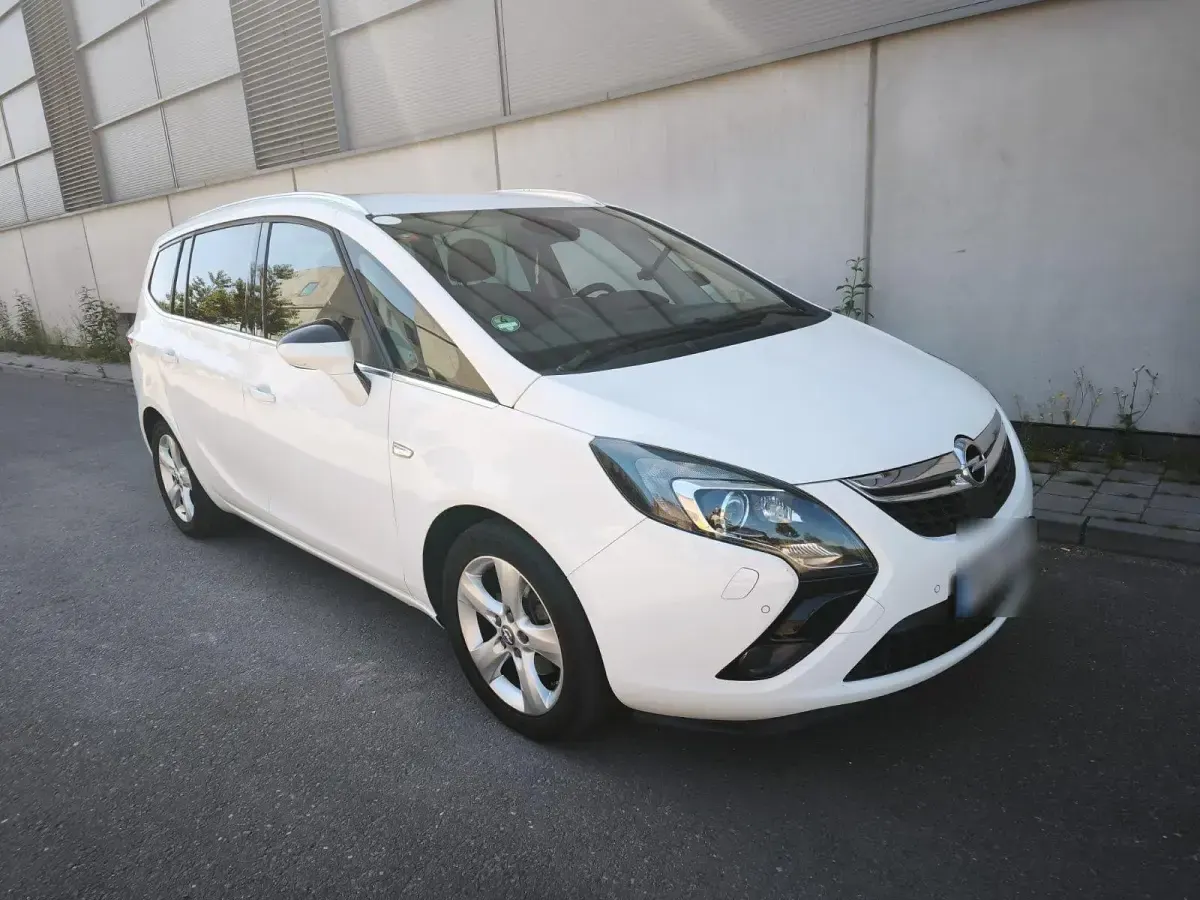 Gebraucht Opel Zafira Tourer 136 PS (100 kW) 2016 Weiß Van / Kleinbus