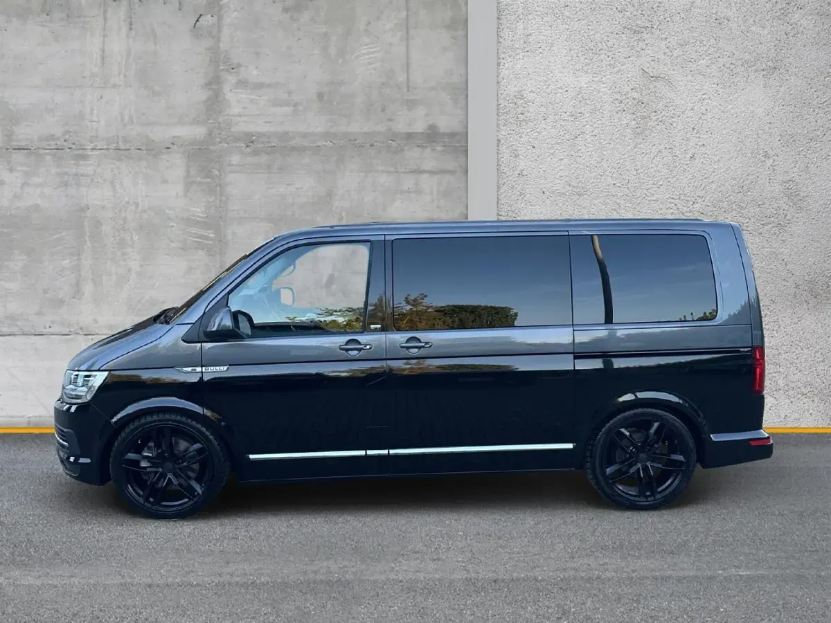 Gebraucht VW Multivan Generation Six 199 PS (146 kW) 2019 Schwarz Van / Kleinbus