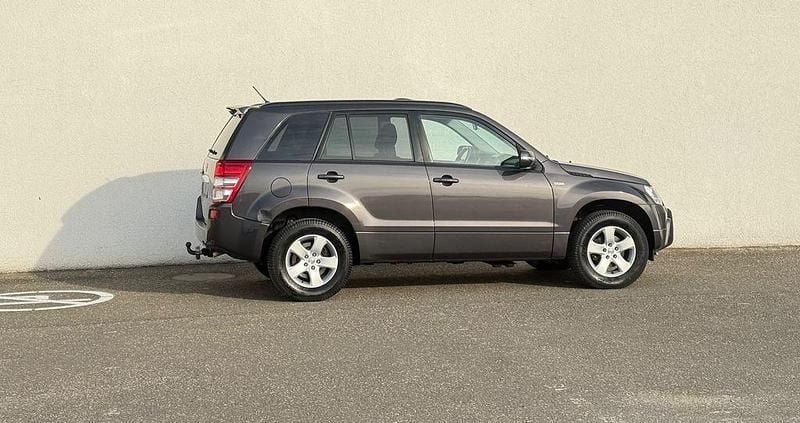 Gebraucht Suzuki Grand Vitara 129 PS (94 kW) 2012 Grau SUV