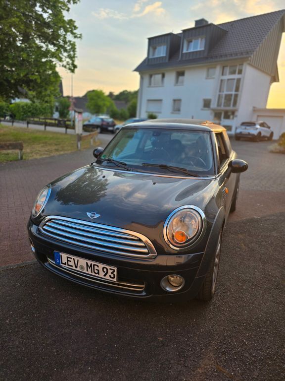 Blau Gebraucht 2008 Mini ONE Kleinwagen | 2.200 € (Guter Preis) - Bild 1/4