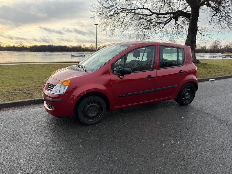 Gebraucht Renault Modus 88 PS (64 kW) 2005 Rot Van / Kleinbus