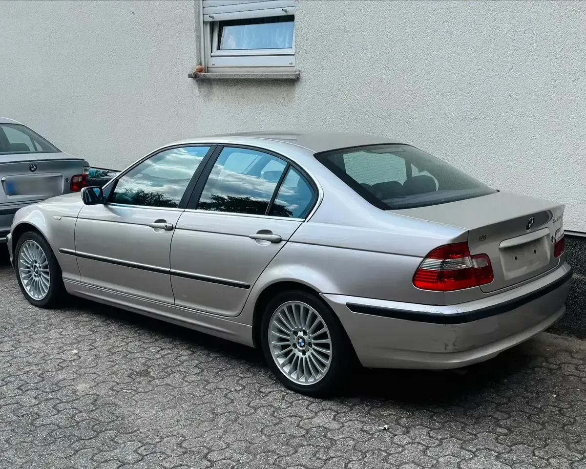 Gebraucht BMW 320 M Sport 170 PS (125 kW) 2004 Andere farben Limousine