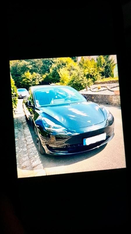 Schwarz Gebraucht 2021 Tesla Model 3 Limousine | 18.900 € (Superpreis) - Bild 1/4