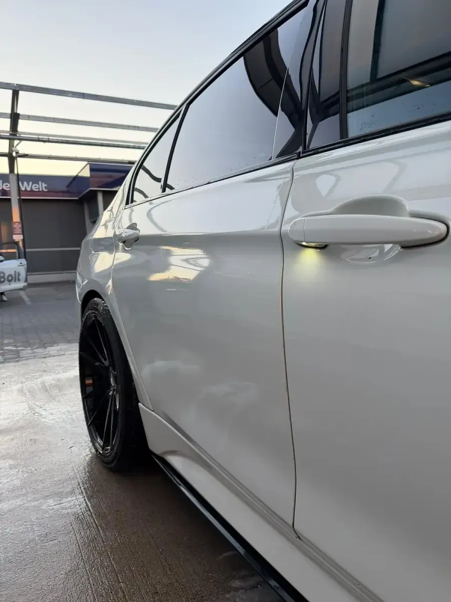Gebraucht BMW 330 M Sport 256 PS (188 kW) 2012 Weiß Limousine
