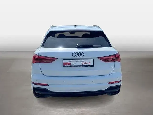 Gebraucht Audi Q3 Ambiente 150 PS (110 kW) 2021 Gletscherweiß metallic SUV