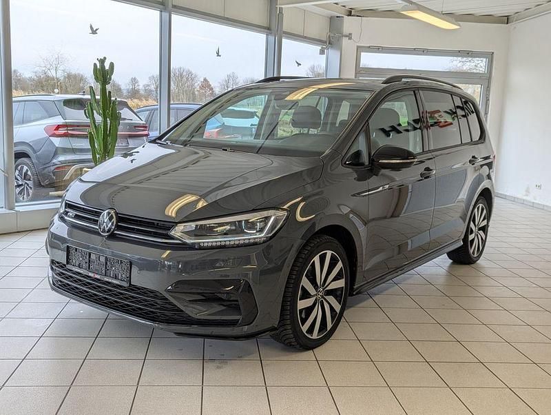Gebraucht VW Touran Highline 150 PS (110 kW) 2025 Grau Van / Kleinbus