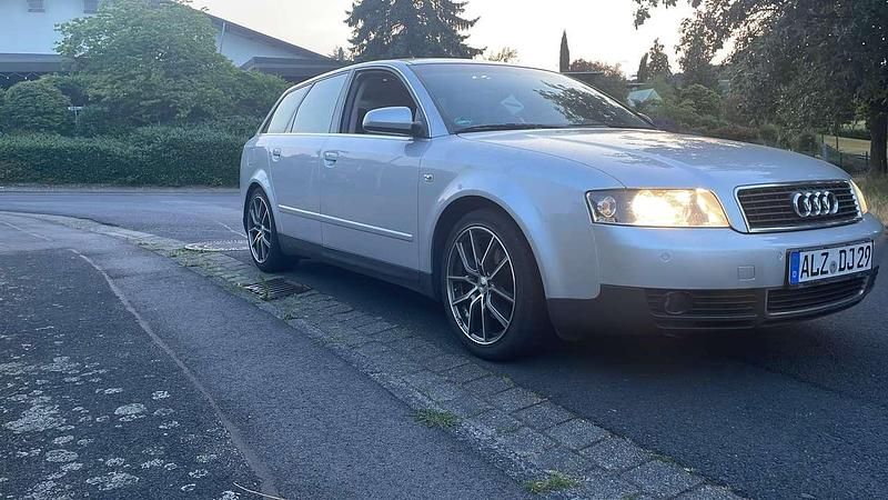 Gebraucht Audi A4 150 PS (110 kW) 2002 Silber Kombi