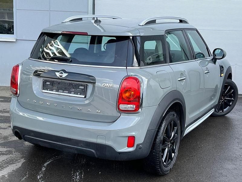Gebraucht Mini One Countryman 102 PS (75 kW) 2018 Grau SUV
