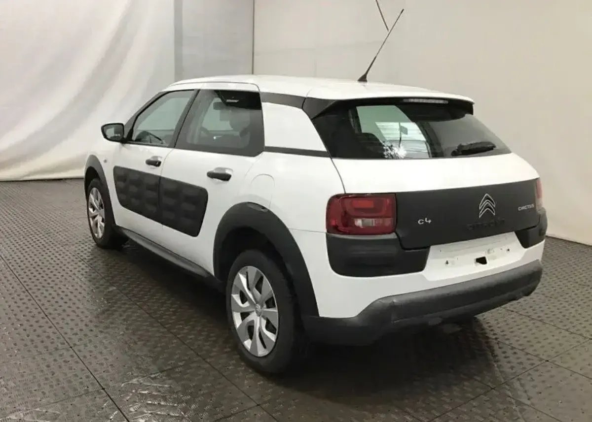 Gebraucht Citroën C4 Live 82 PS (60 kW) 2017 Weiß Limousine
