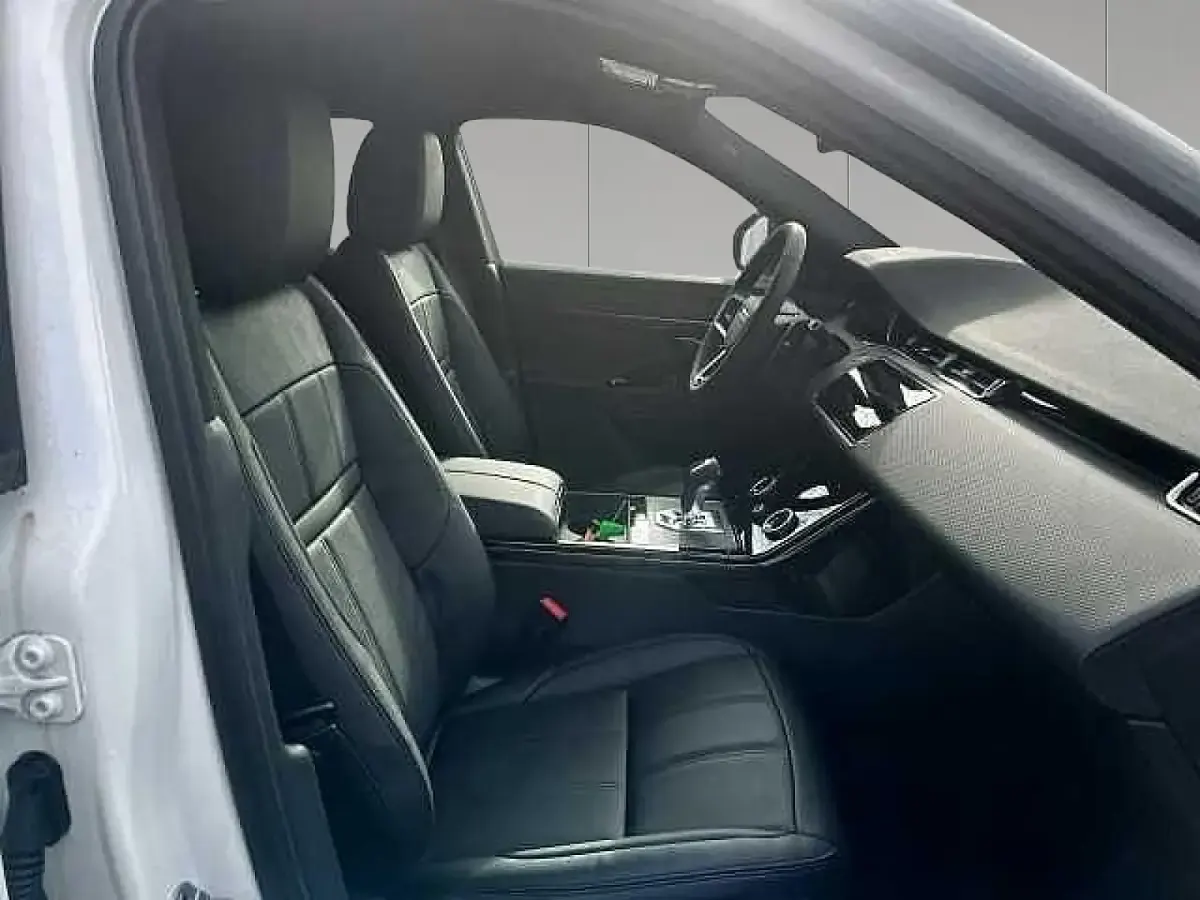 Second-hand Land Rover Range Rover evoque R-Dynamic 165 CP (121 kW) 2023 Gri SUV