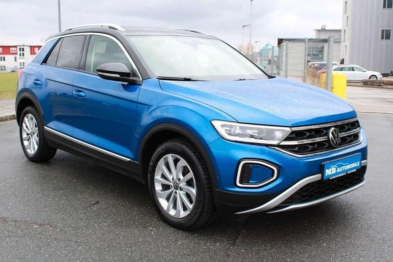 Gebraucht VW T-Roc Style 116 PS (85 kW) 2023 Blau SUV