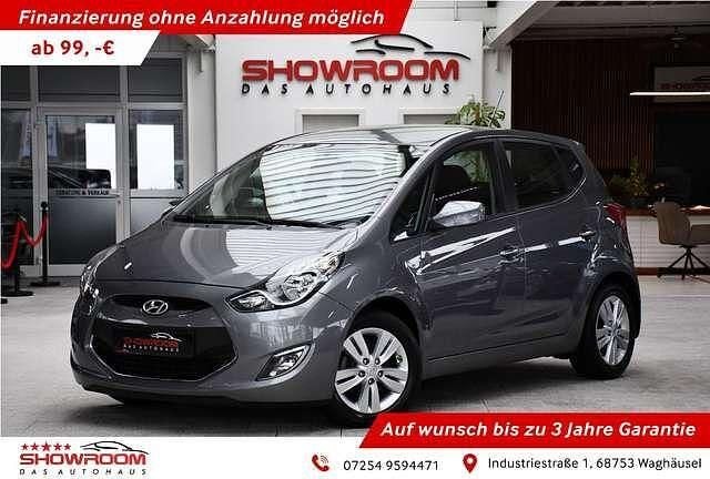 Grau Gebraucht 2015 Hyundai ix20 Kleinwagen | 11.990 € (Fairer Preis) - Bild 1/4