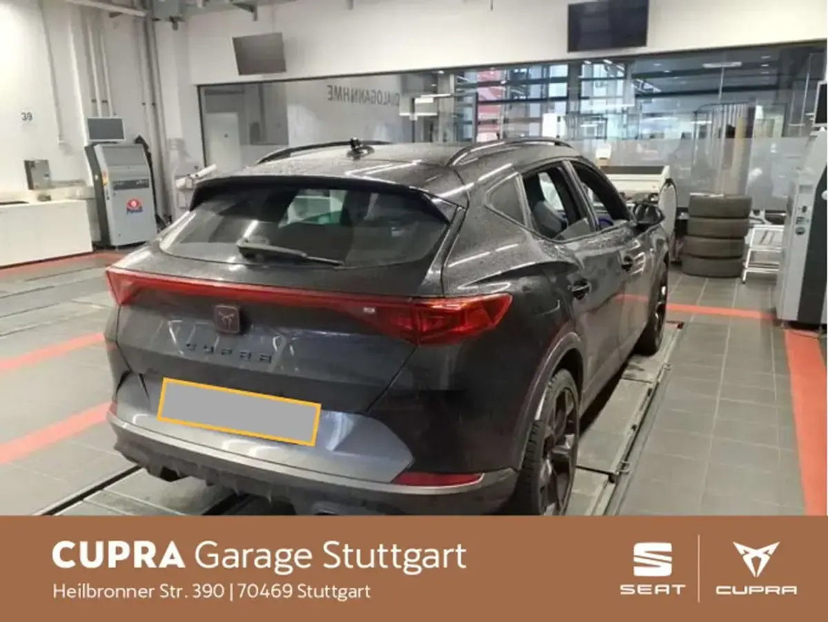 Używany Cupra Formentor VZ 245 KM (180 kW) 2022 Czarny SUV