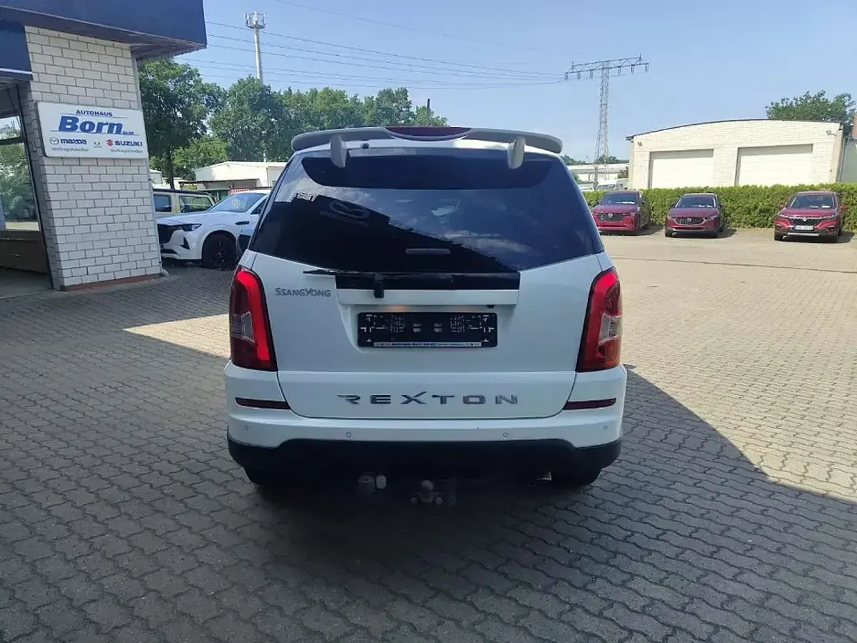 Gebraucht SsangYong Rexton 2016 Weiß SUV