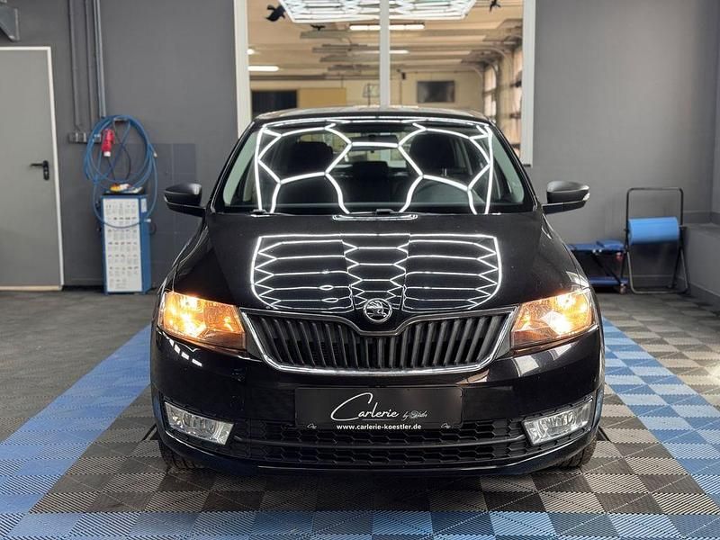 Second-hand Skoda Rapid 110 CP (80 kW) 2015 Negru Hatchback