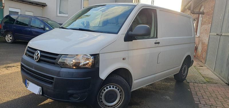 Weiß Gebraucht 2013 VW T5 Van | 9.900 € (Superpreis) - Bild 1/4