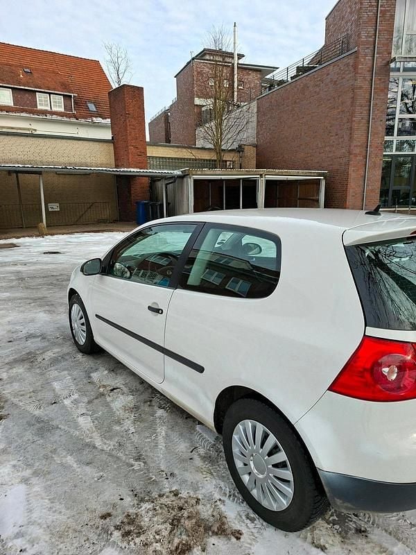 Gebraucht VW Golf V 105 PS (77 kW) 2007 Weiß Kleinwagen