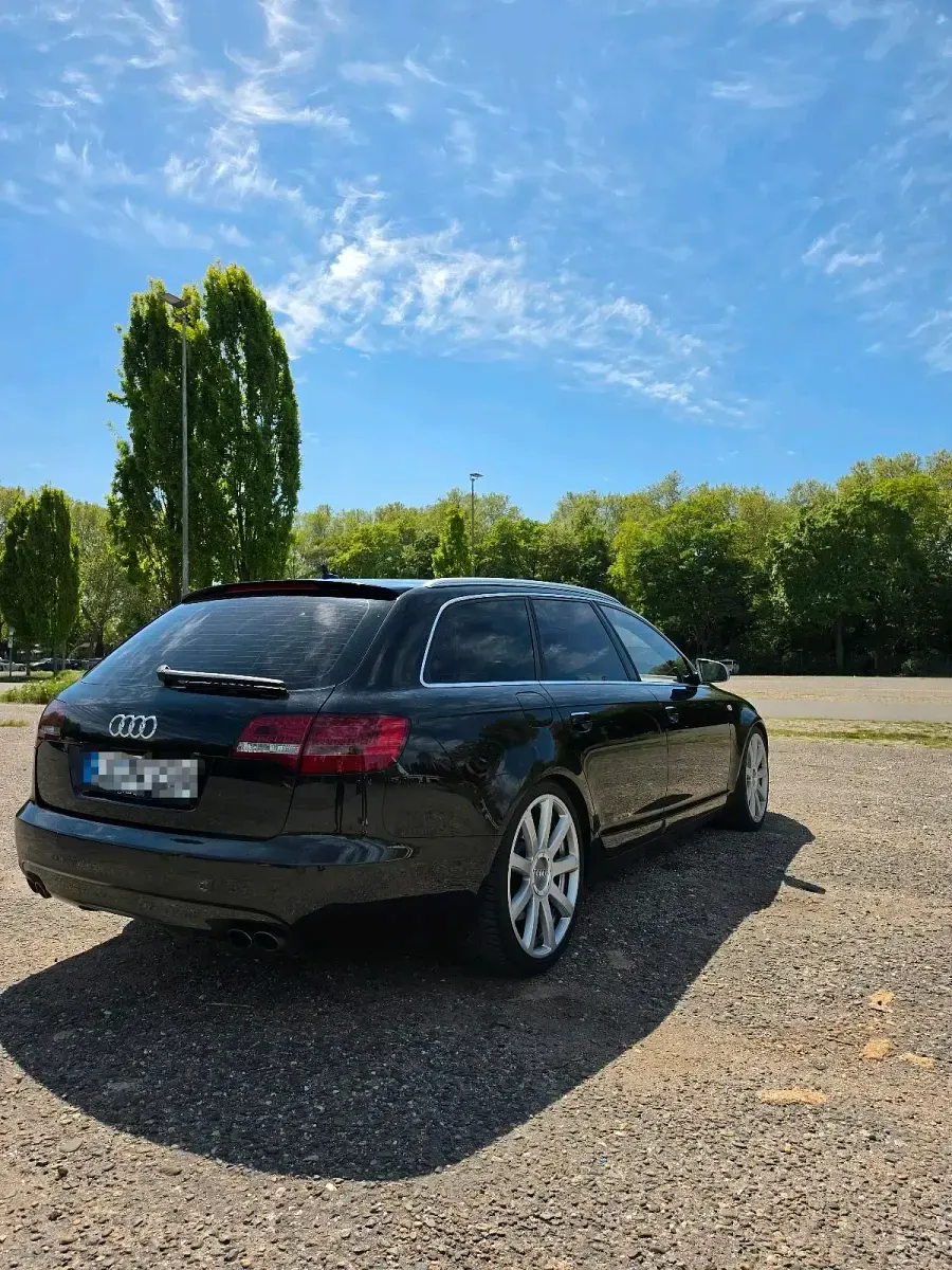Gebraucht Audi S6 435 PS (319 kW) 2007 Schwarz Kombi