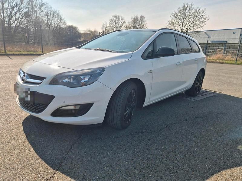Gebraucht Opel Astra 120 PS (88 kW) 2015 Weiß Kombi