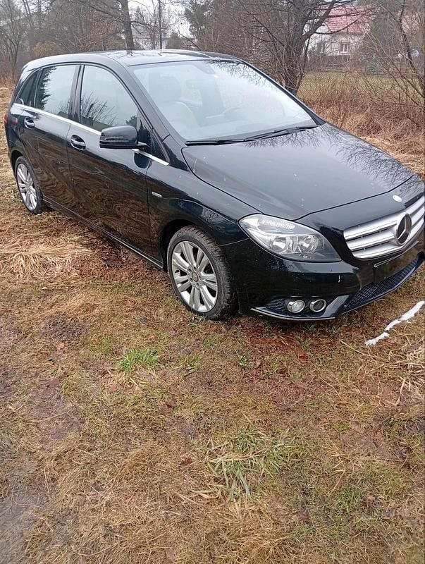 Gebraucht Mercedes B180 2011 Schwarz Van / Kleinbus