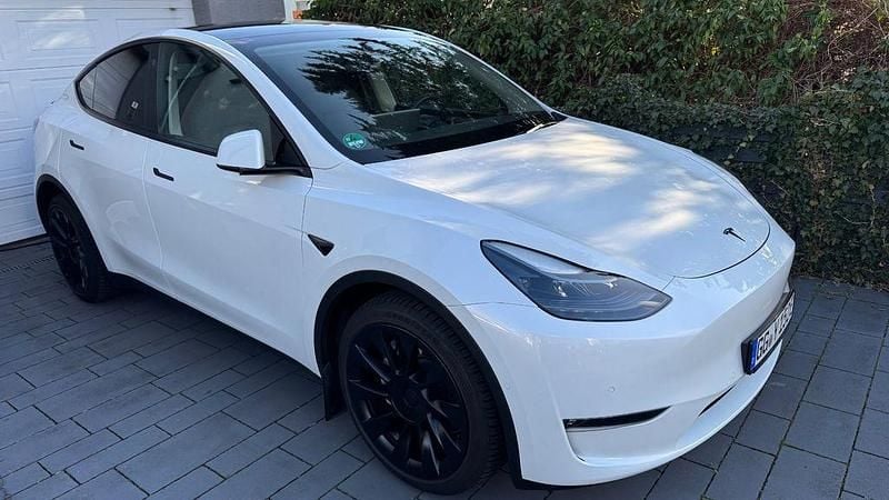 Gebraucht Tesla Model Y Long Range AWD 366 kW (498 PS) 2021 Weiß SUV