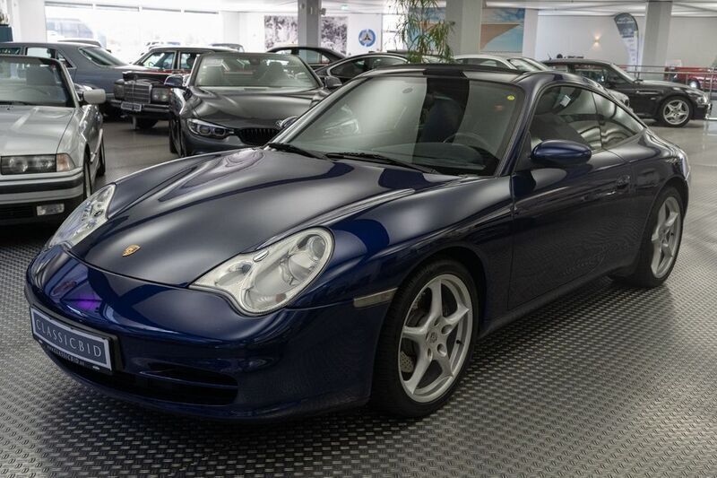 Lapisblau metallic Gebraucht 2002 Porsche 911 Coupé | 44.600 € (Etwas zu teuer) - Bild 1/4