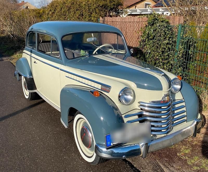 Andere farben Gebraucht 1951 Opel Olympia Limousine | 16.500 € - Bild 1/4