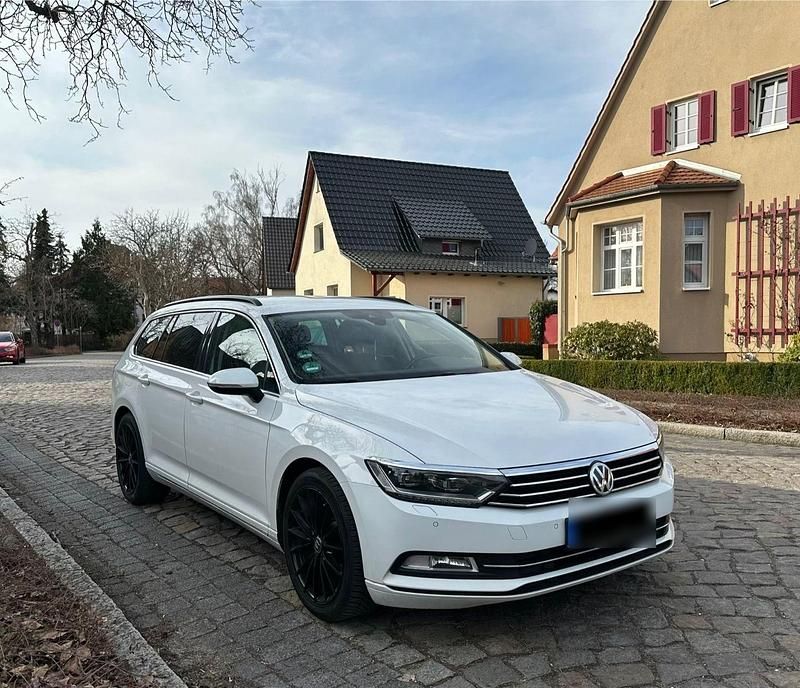 Gebraucht VW Passat Comfortline 190 PS (139 kW) 2017 Weiß Kombi