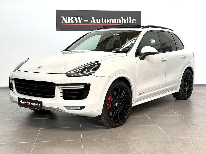 Pure white weiss Gebraucht 2016 Porsche Cayenne GTS SUV | 34.990 € (Superpreis) - Bild 1/4