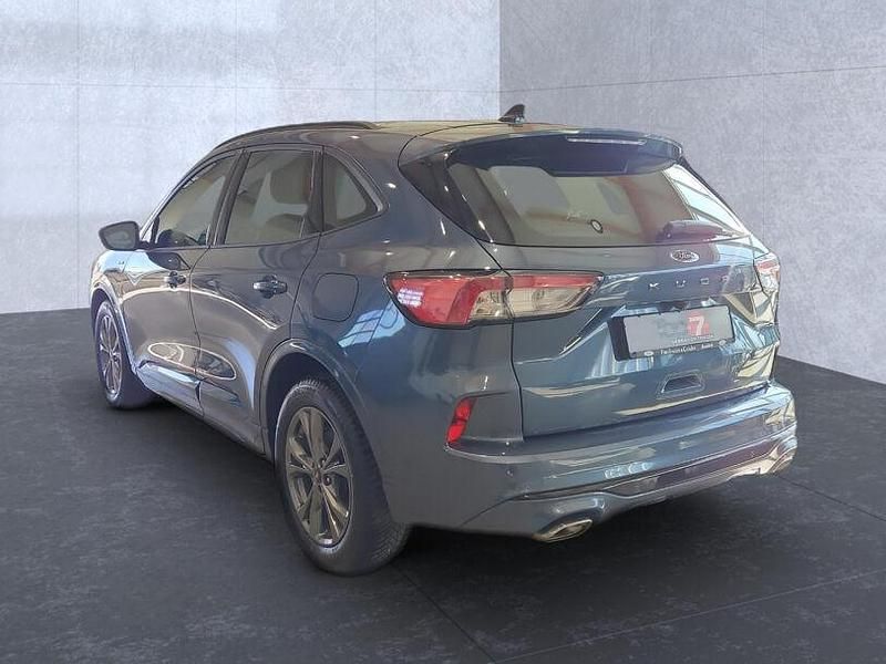 Gebraucht Ford Kuga ST-Line 150 PS (110 kW) 2022 Chromablau (metallic) SUV