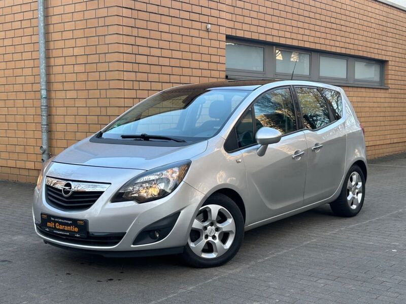 Silber Gebraucht 2011 Opel Meriva Innovation Van / Kleinbus | 6.850 € (Fairer Preis) - Bild 1/4