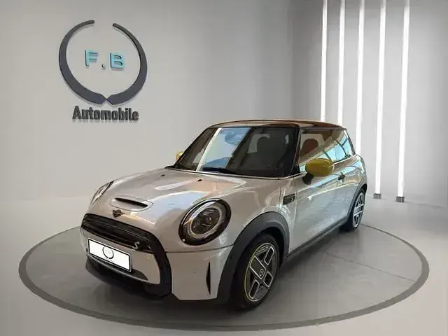 Gebraucht Mini Cooper SE 135 kW (184 PS) 2021 Silber Kleinwagen