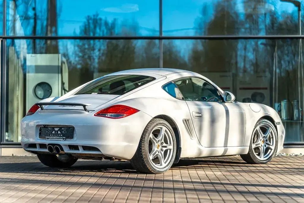 Gebraucht Porsche Cayman Basis 265 PS (194 kW) 2009 Weiß Coupé