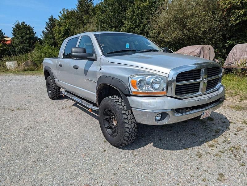 Gebraucht Dodge Ram 344 PS (253 kW) 2006 Grau Pickup
