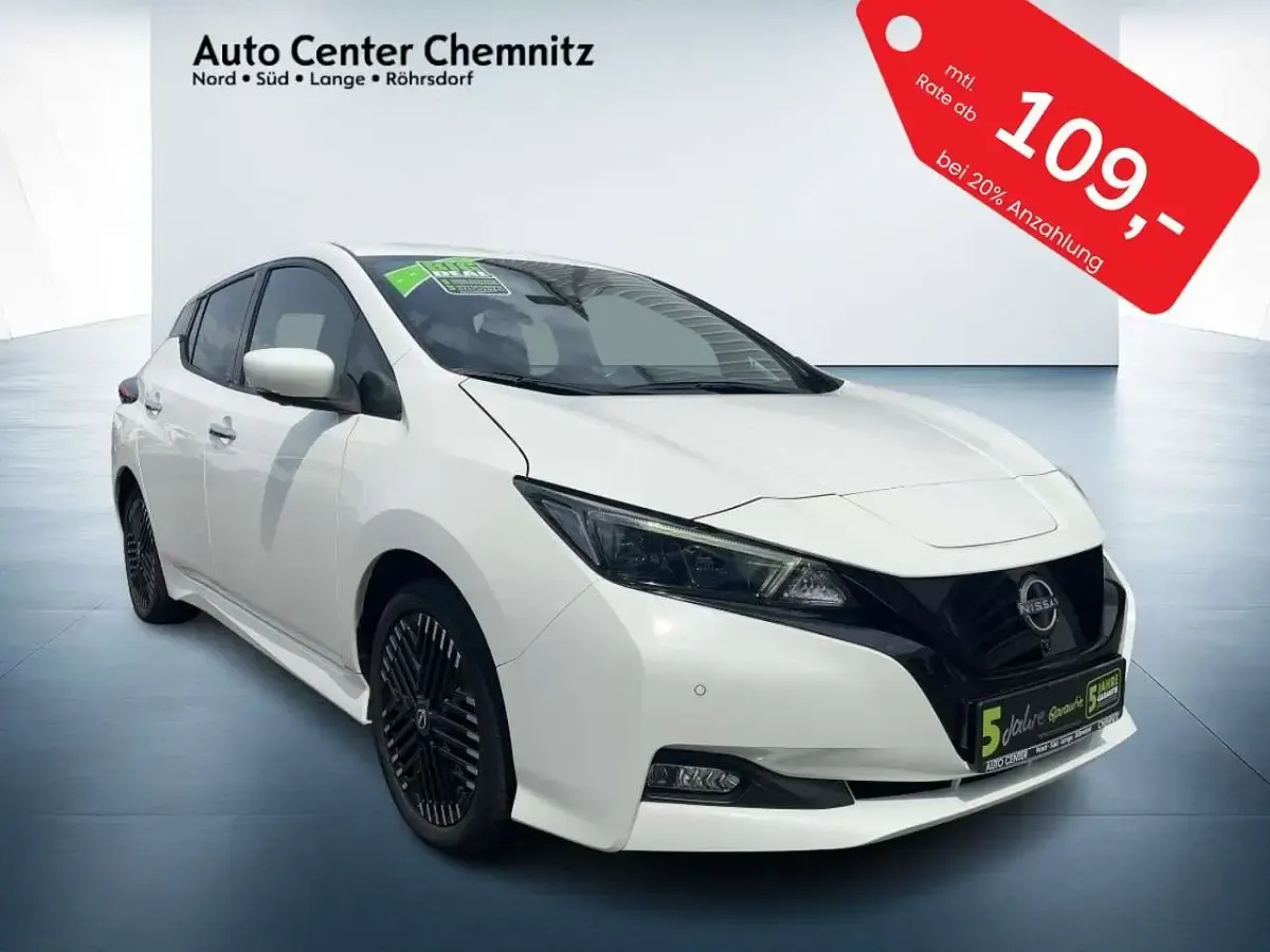 Gebraucht Nissan Leaf 360º 110 kW (150 PS) 2022 Weiß Kleinwagen