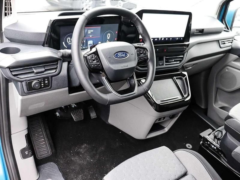 Neu Ford Transit Custom Nugget 170 PS (125 kW) 2026 Digital aqua blue Kombi
