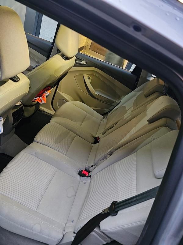 Gebraucht Ford C-MAX 116 PS (85 kW) 2012 Grau Van / Kleinbus